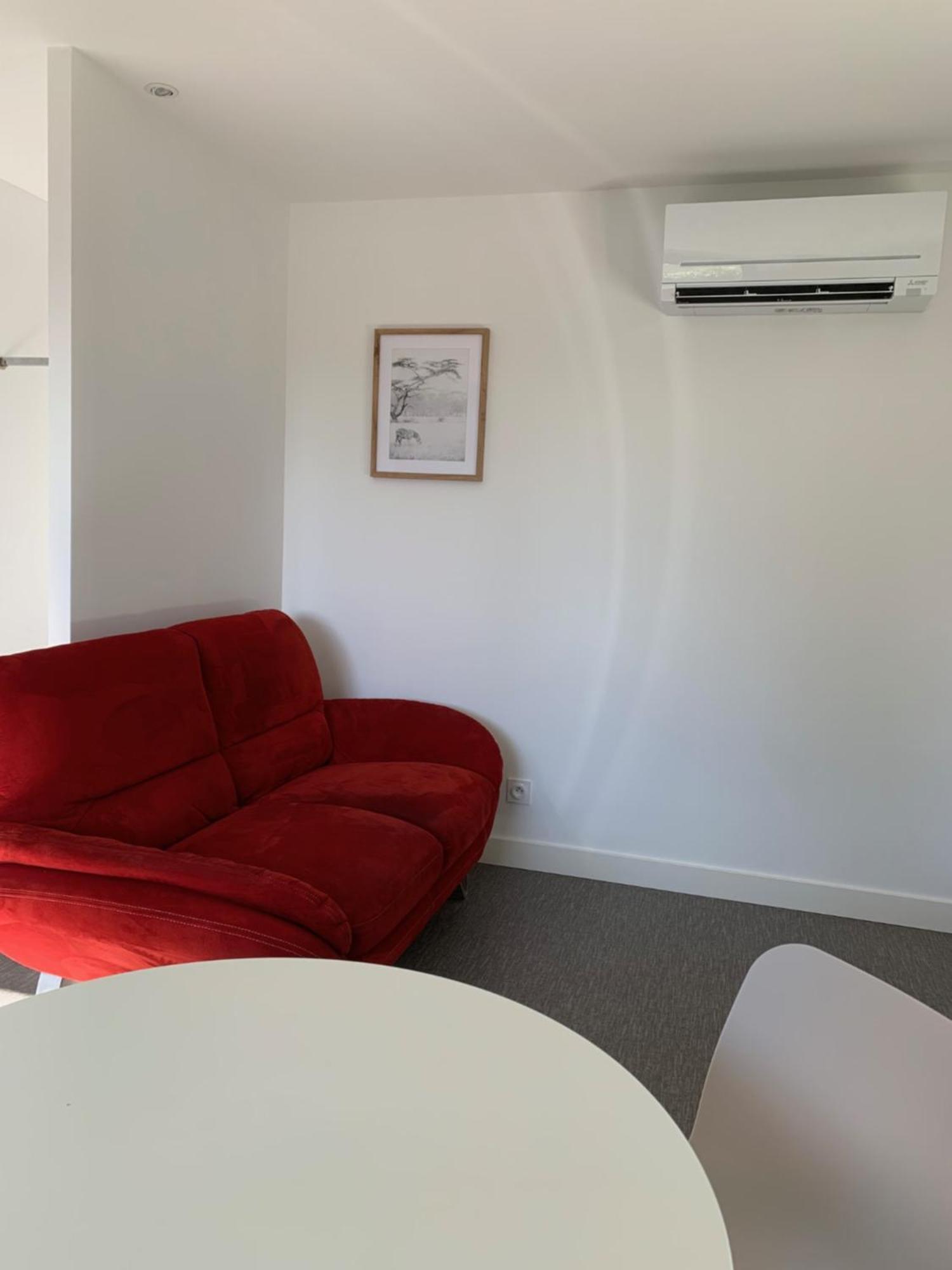 Вилла Sur Cote En Dombes Villette-sur-Ain Экстерьер фото